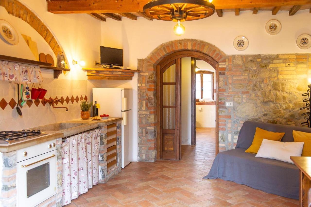 Agriturismo Le Vignacce Villa ซานตาลูเช ภายนอก รูปภาพ