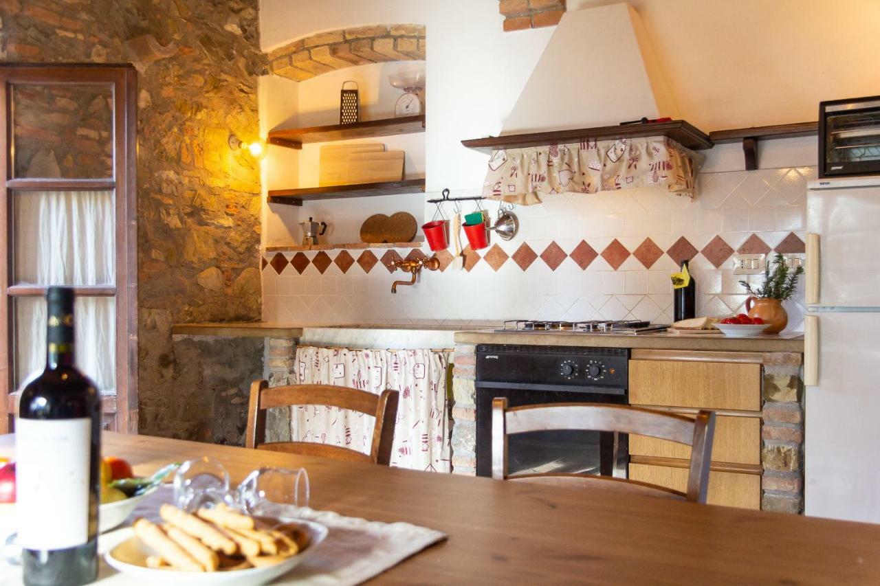 Agriturismo Le Vignacce Villa ซานตาลูเช ภายนอก รูปภาพ