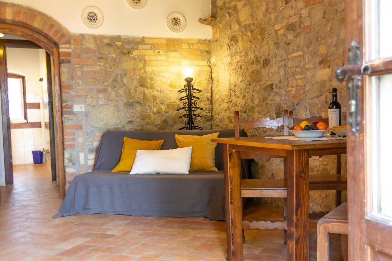 Agriturismo Le Vignacce Villa ซานตาลูเช ภายนอก รูปภาพ