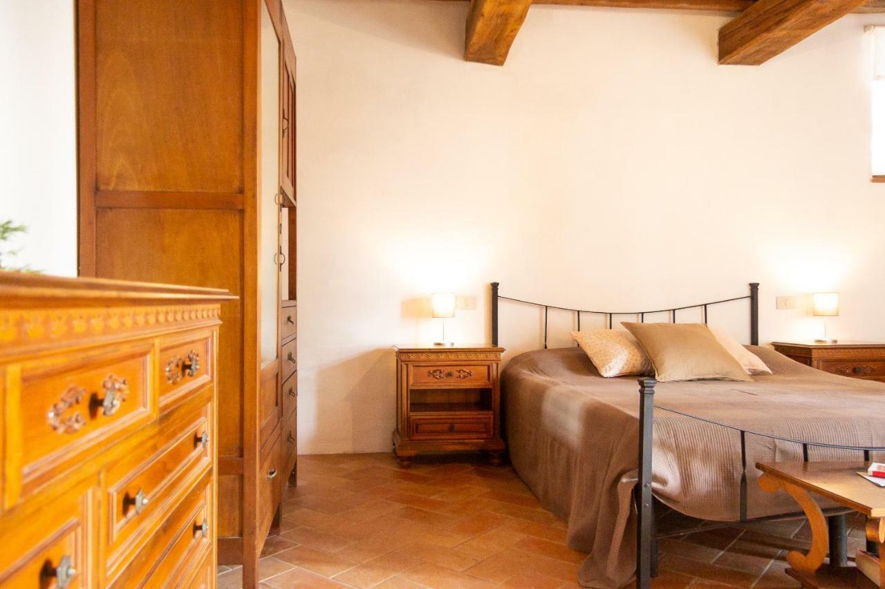 Agriturismo Le Vignacce Villa ซานตาลูเช ภายนอก รูปภาพ