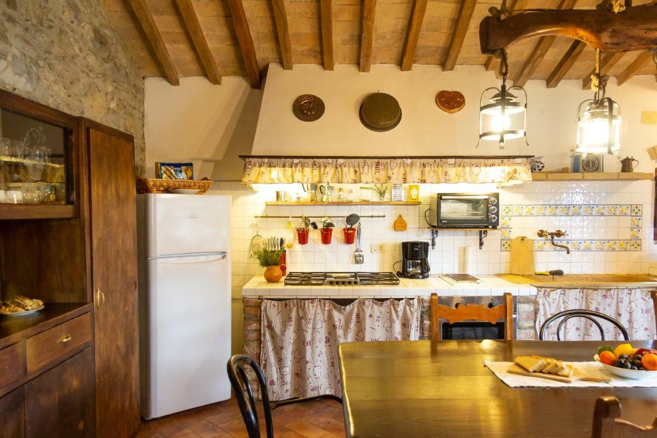 Agriturismo Le Vignacce Villa ซานตาลูเช ภายนอก รูปภาพ